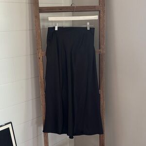 Zeagoo Classic Black Maxi Satin Skirt